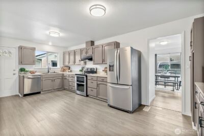 269 S Cedar Street , Buckley, WA 98321-2803 - Photo 13