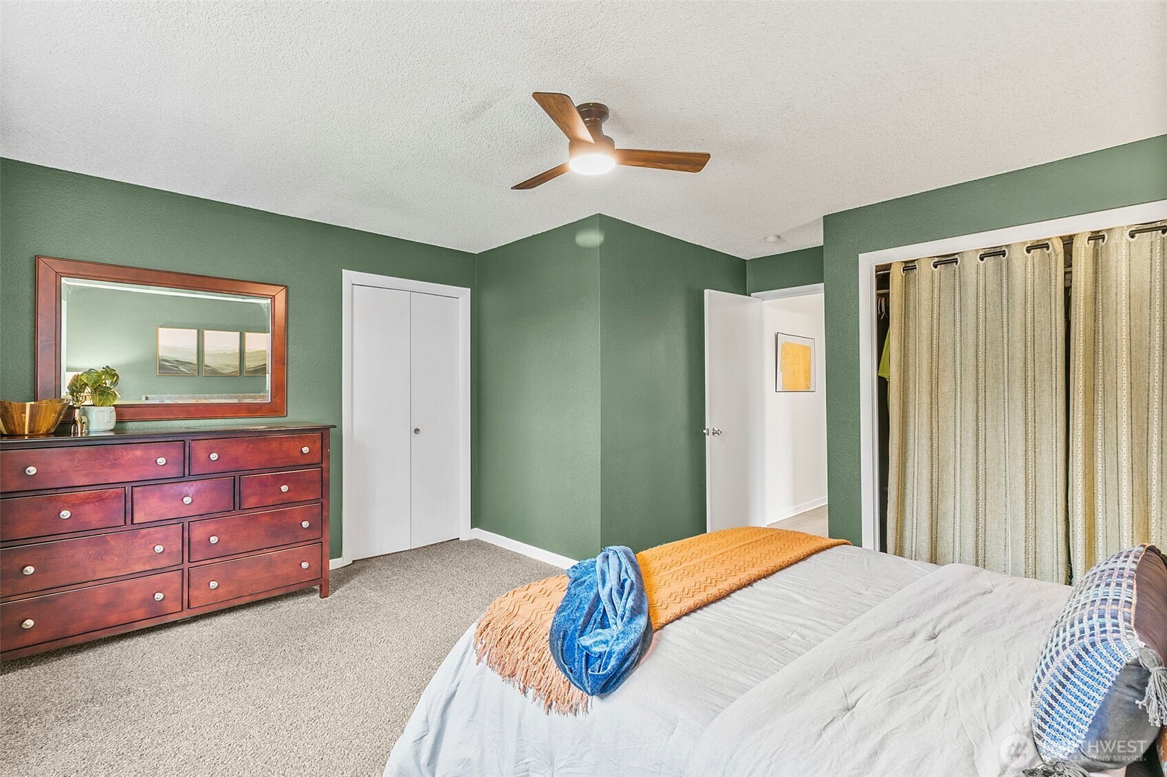 269 S Cedar Street , Buckley, WA 98321-2803