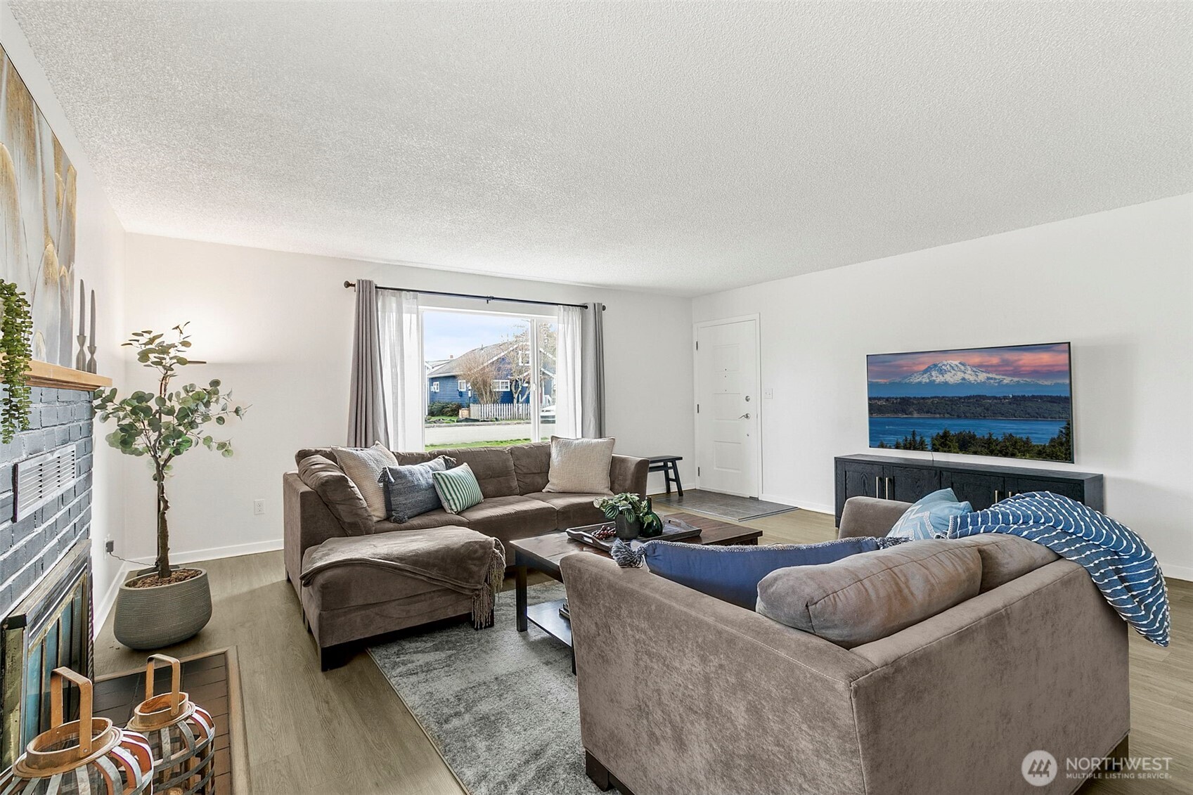 269 S Cedar Street , Buckley, WA 98321-2803