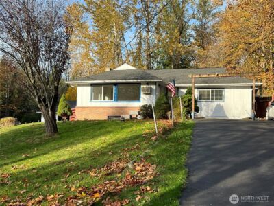 20326 SE 24 Street , Sammamish, WA 98075