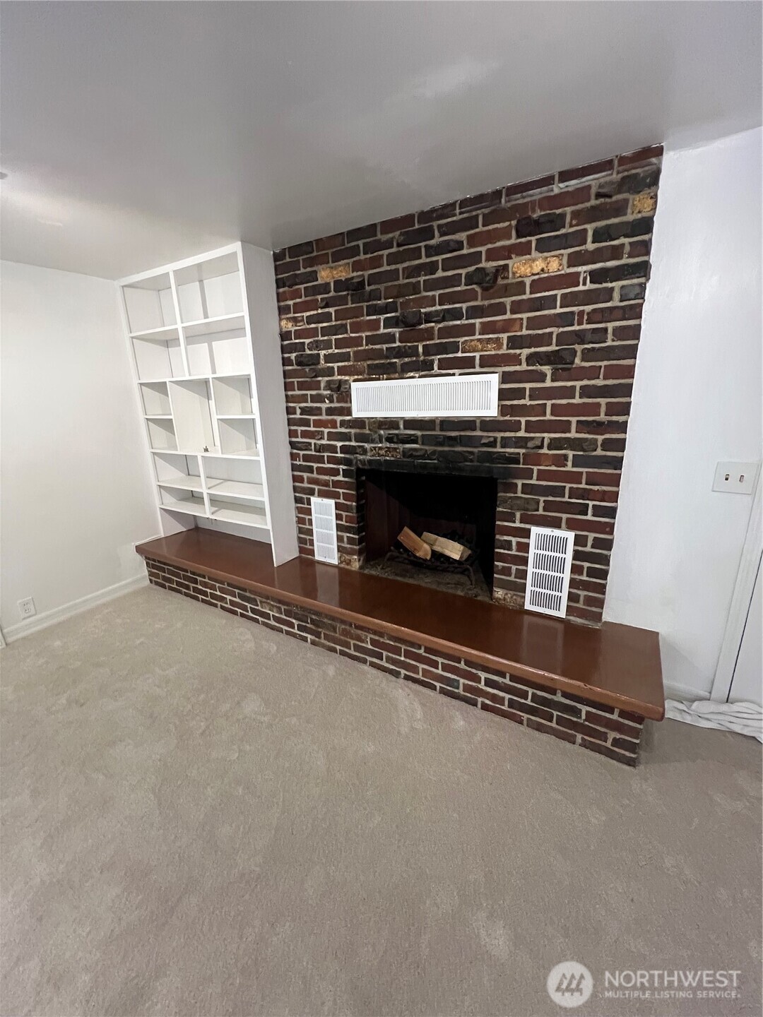 20326 SE 24 Street , Sammamish, WA 98075