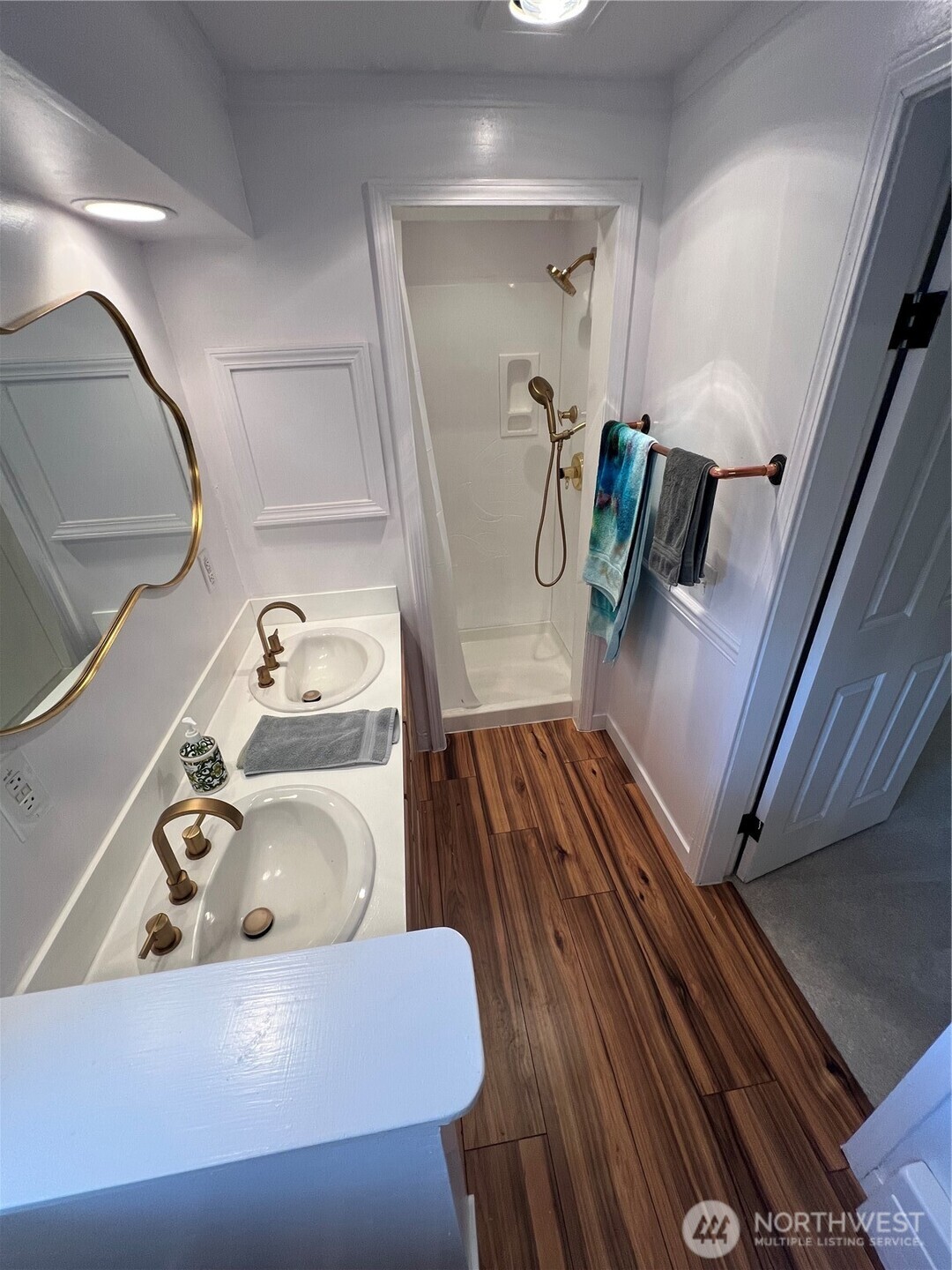 20326 SE 24 Street , Sammamish, WA 98075