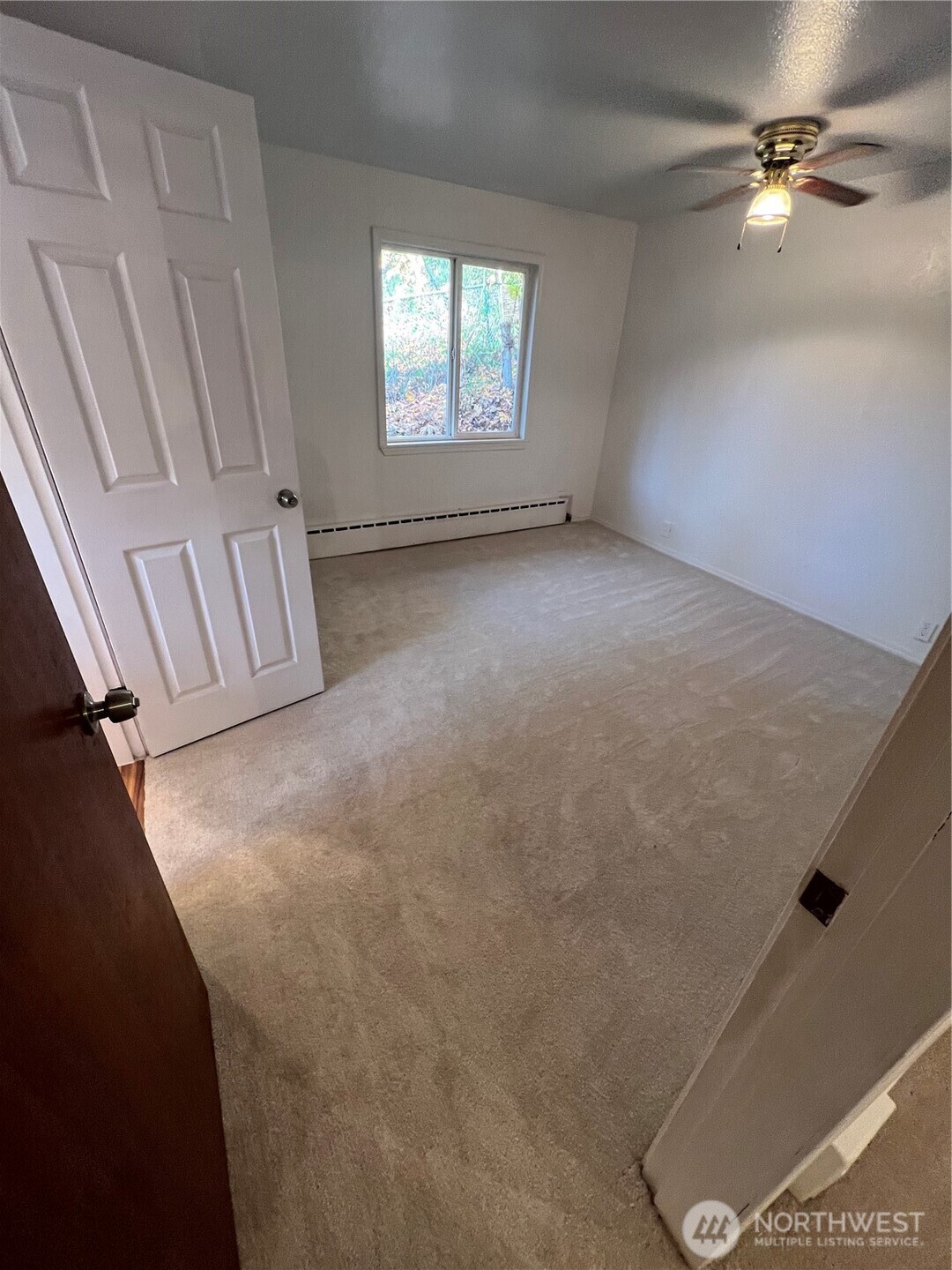 20326 SE 24 Street , Sammamish, WA 98075