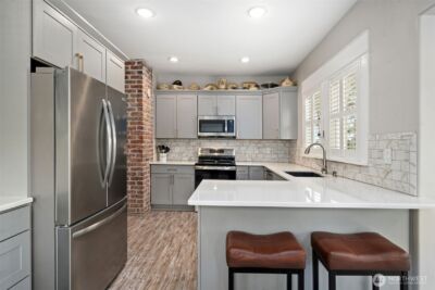 724 S Summit Avenue , Bremerton, WA 98312 - Photo 13