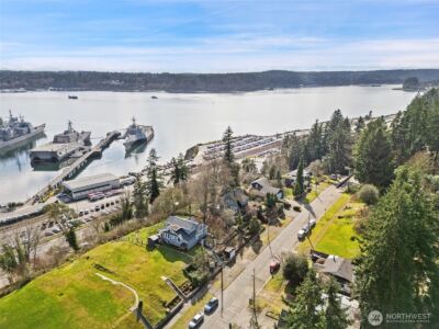 724 S Summit Avenue , Bremerton, WA 98312 - Photo 5