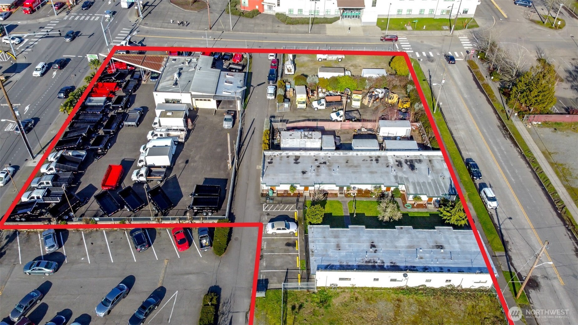 418 Central Avenue N, Kent, WA 98032