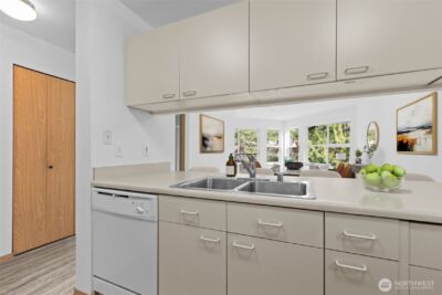 1822 152nd Avenue NE #E-308, Bellevue, WA 98007 - Photo 13