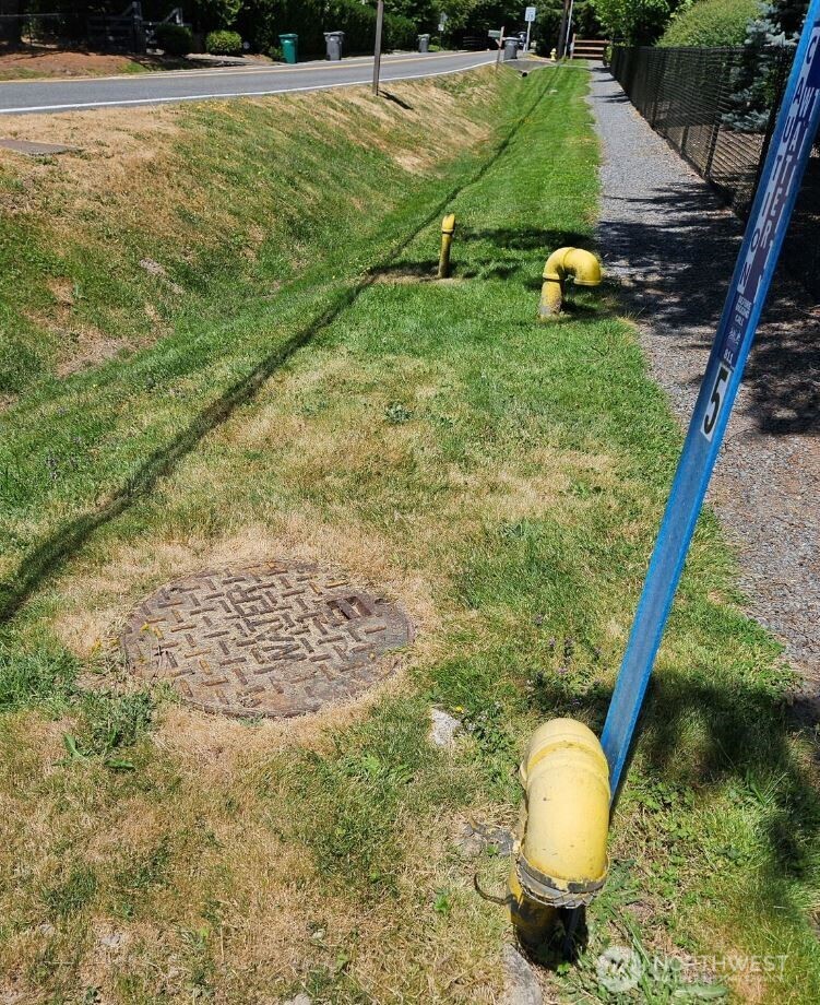 14310 168th Avenue NE, Woodinville, WA 98072