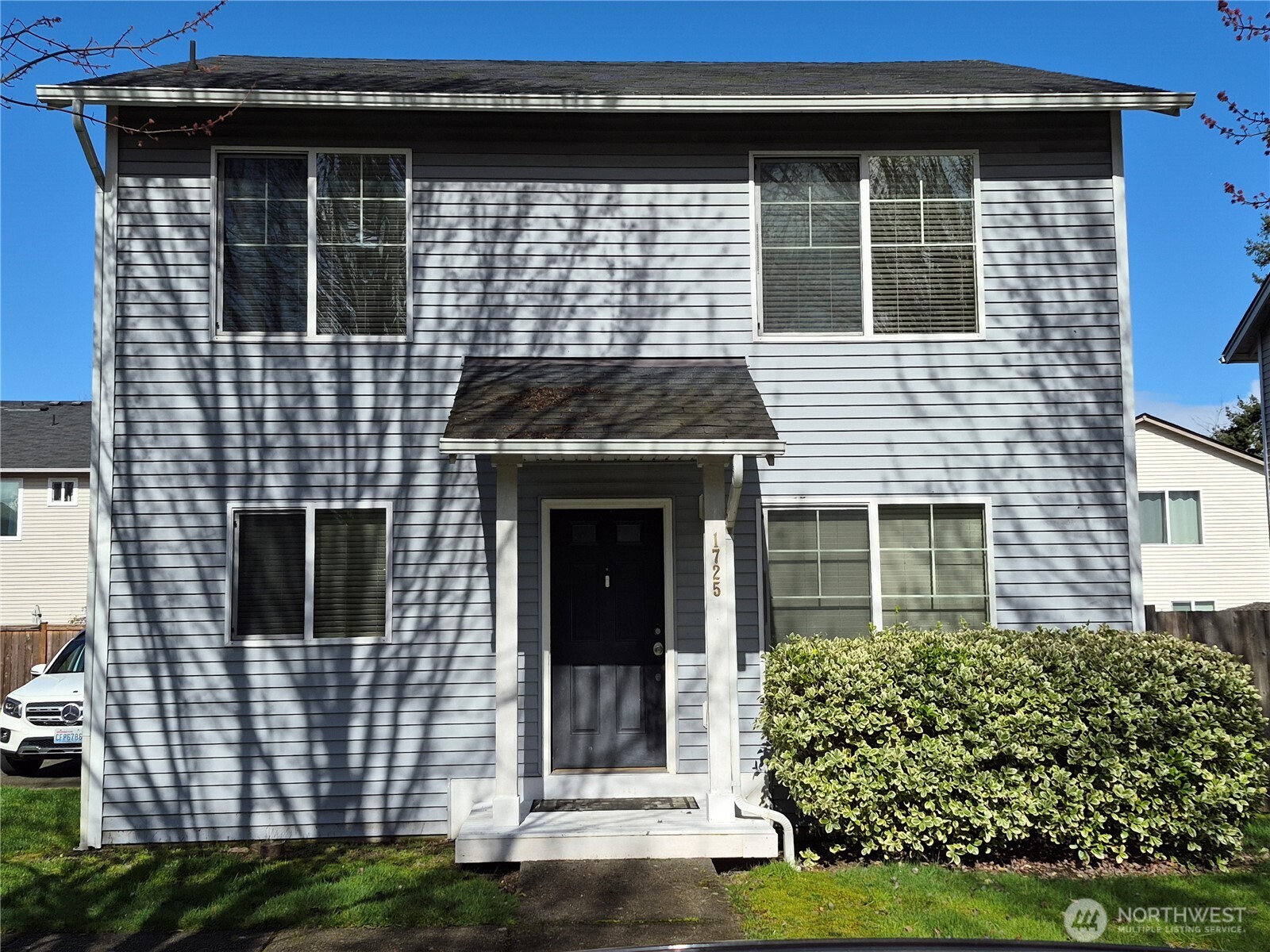 1725 E 41st , Tacoma, WA 98404