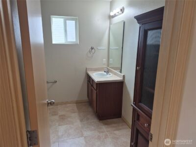 1725 E 41st , Tacoma, WA 98404 - Photo 14