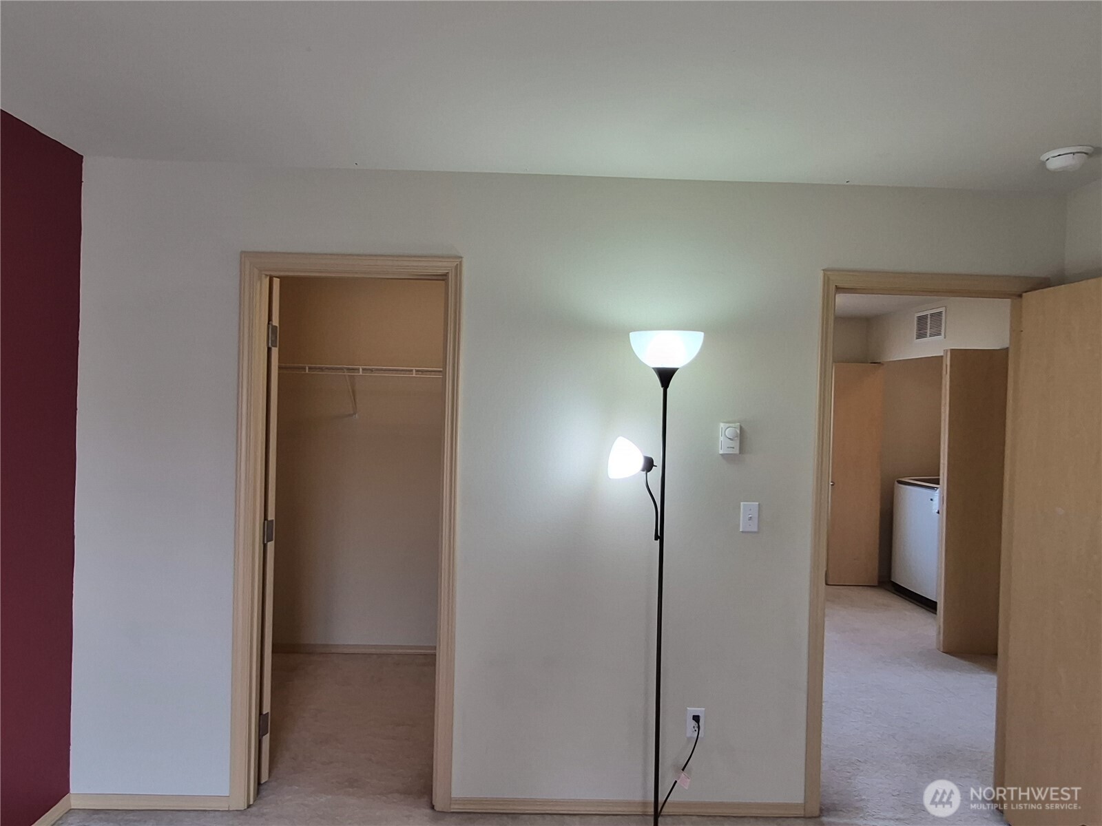 1725 E 41st , Tacoma, WA 98404