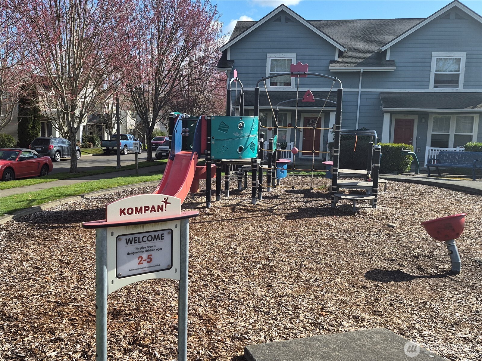 1725 E 41st , Tacoma, WA 98404