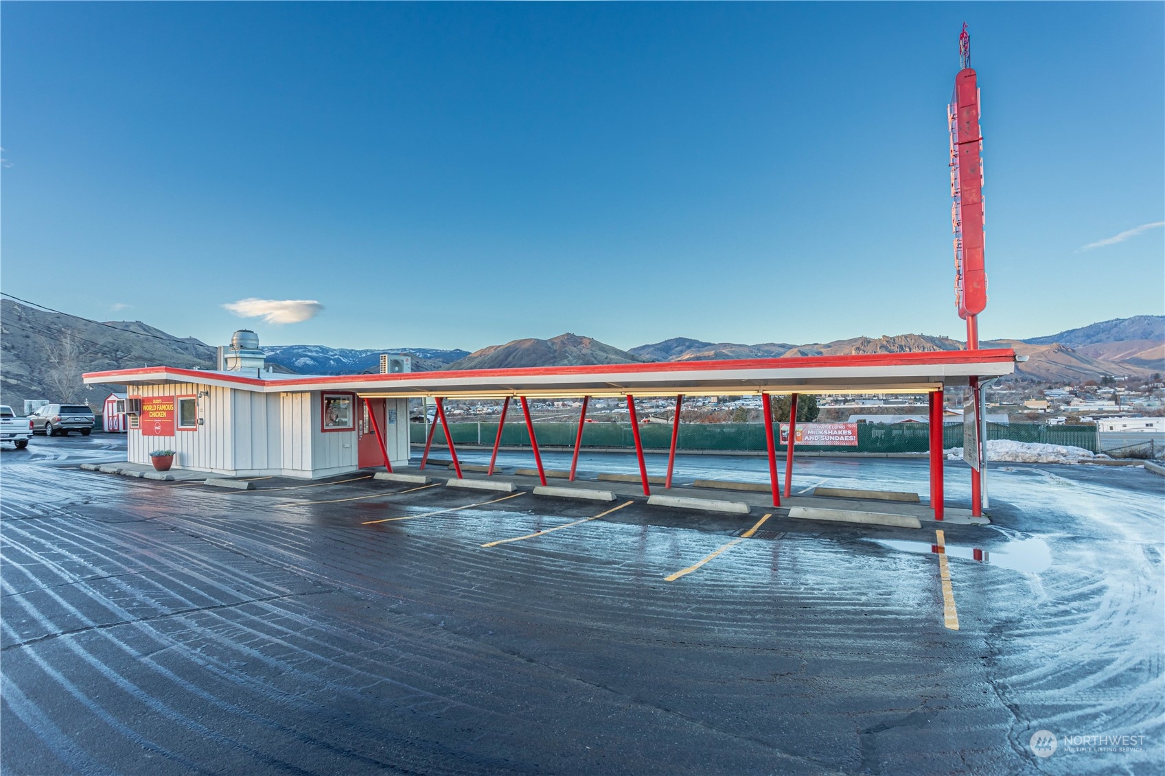 120 Rock Island Road , East Wenatchee, WA 98802