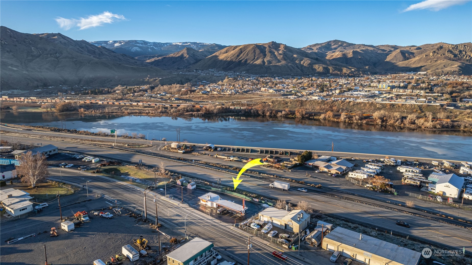 120 Rock Island Road , East Wenatchee, WA 98802