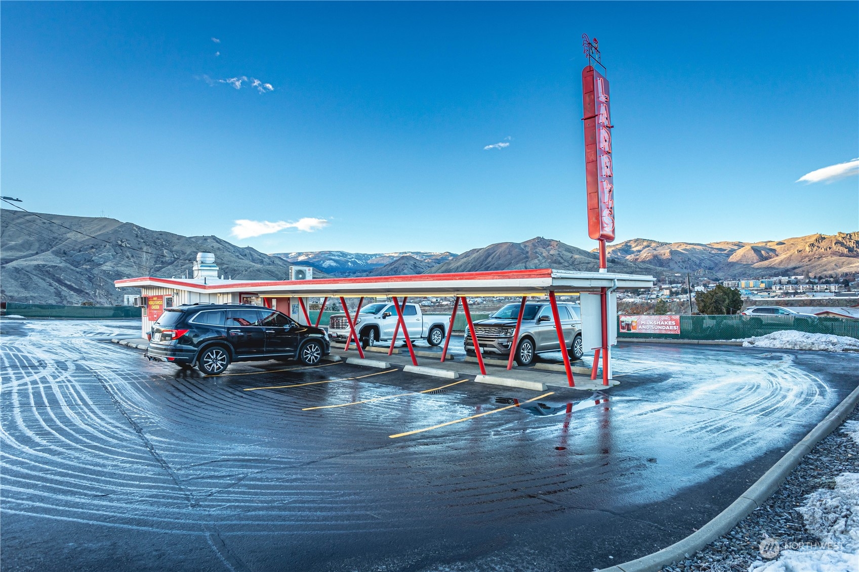 120 Rock Island Road , East Wenatchee, WA 98802