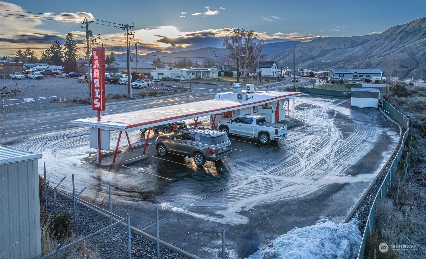 120 Rock Island Road , East Wenatchee, WA 98802