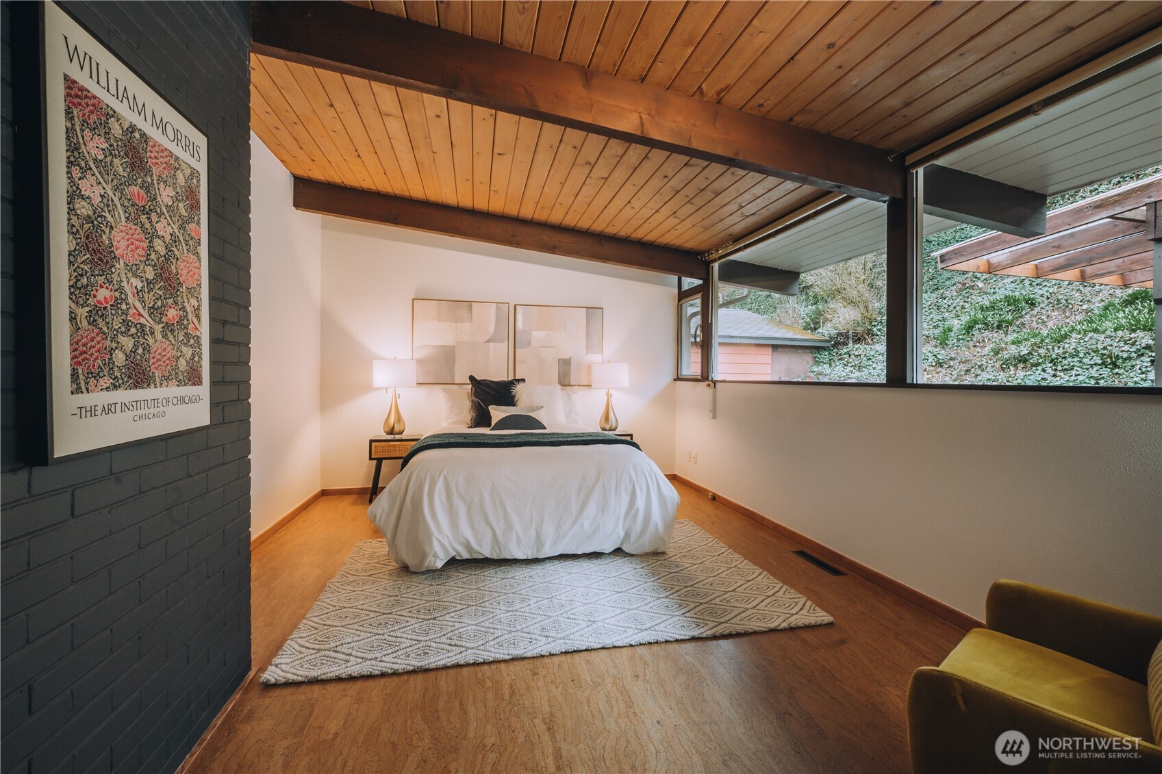 11323 Durland Place NE, Seattle, WA 98125