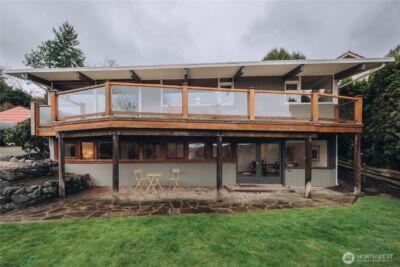 11323 Durland Place NE, Seattle, WA 98125 - Photo 2