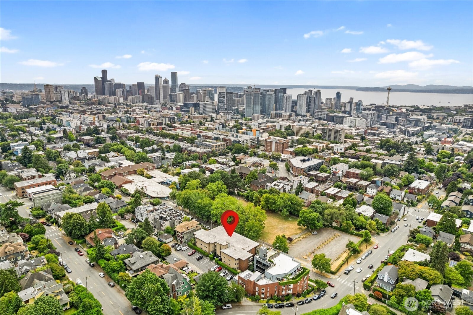 732 11th Avenue E #404, Seattle, WA 98102