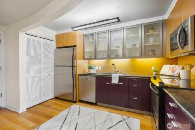 732 11th Avenue E #404, Seattle, WA 98102 - Photo 4