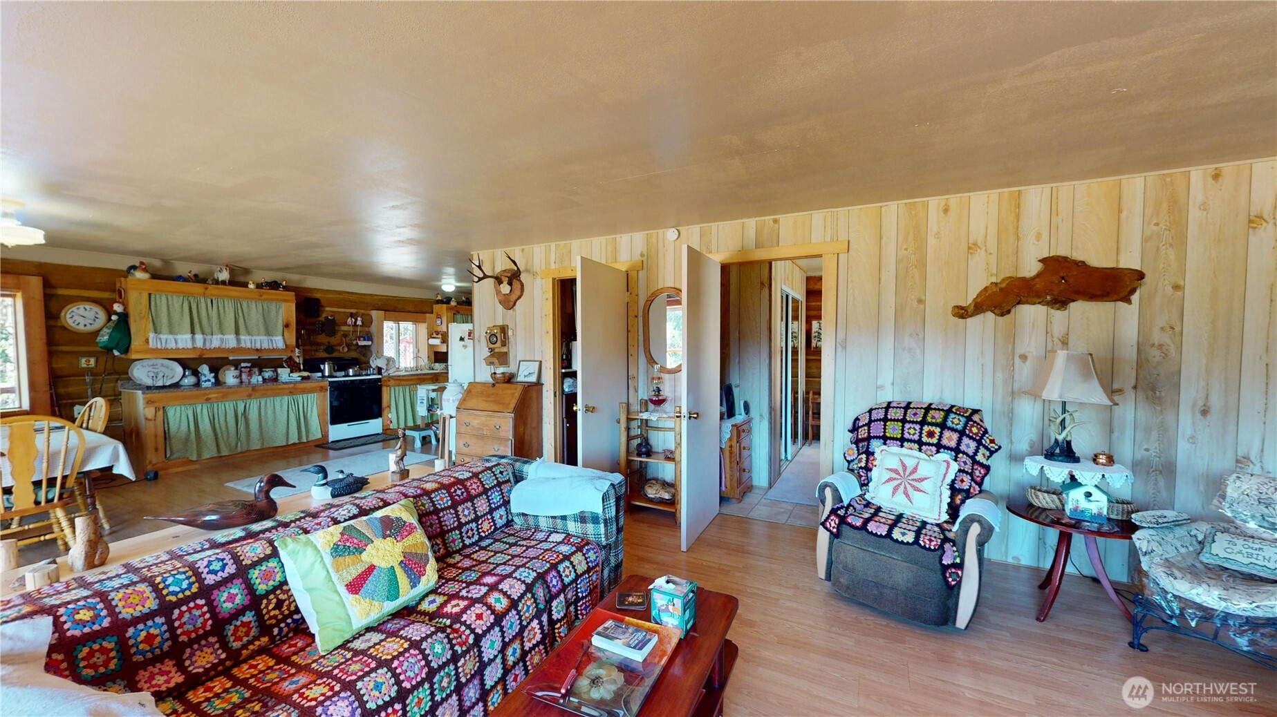 100 Spring Meadow Lane , Oroville, WA 98844