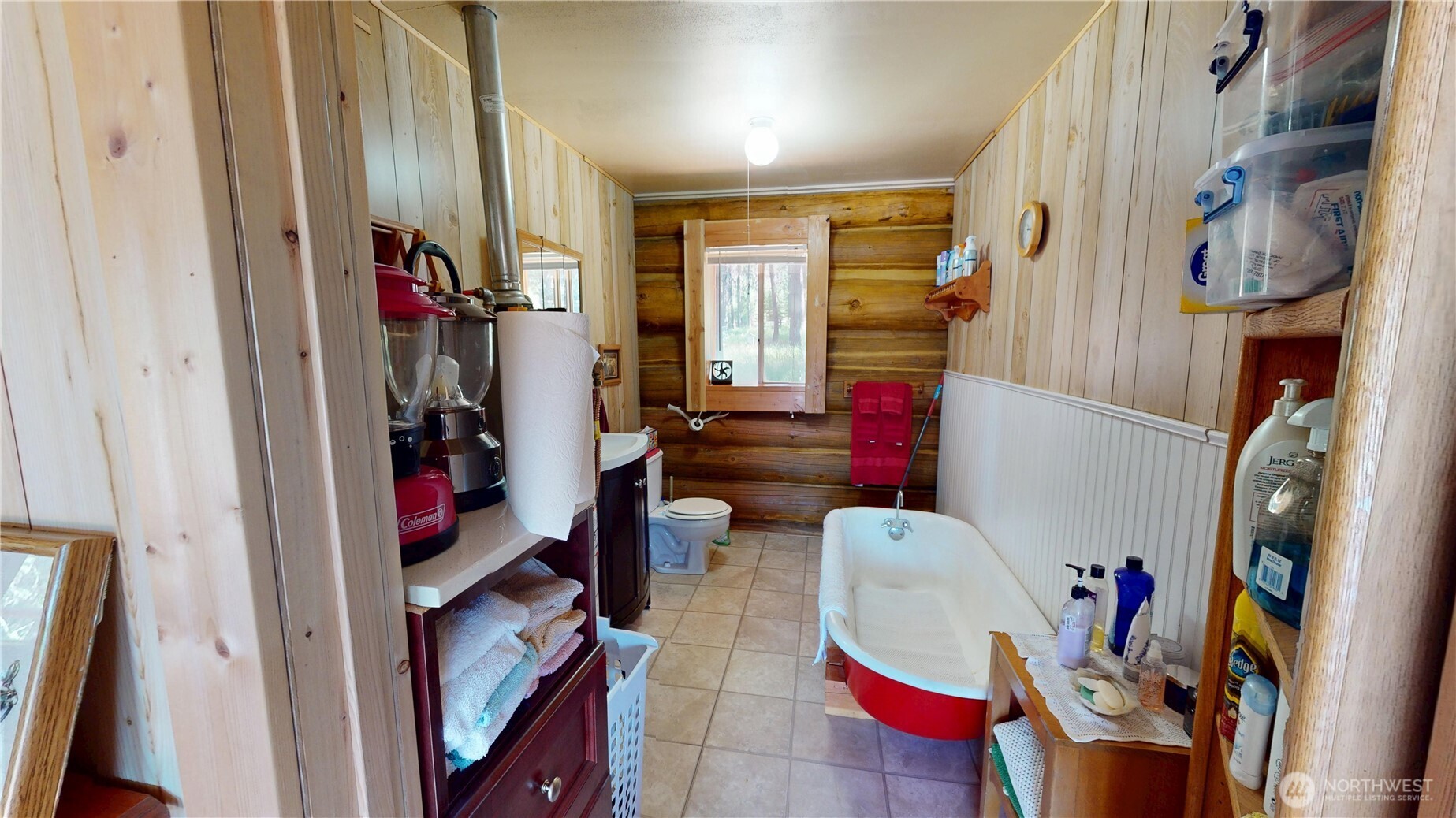 100 Spring Meadow Lane , Oroville, WA 98844