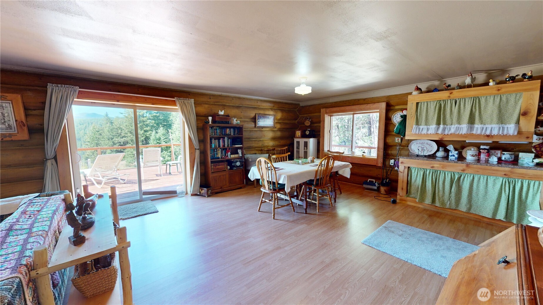 100 Spring Meadow Lane , Oroville, WA 98844