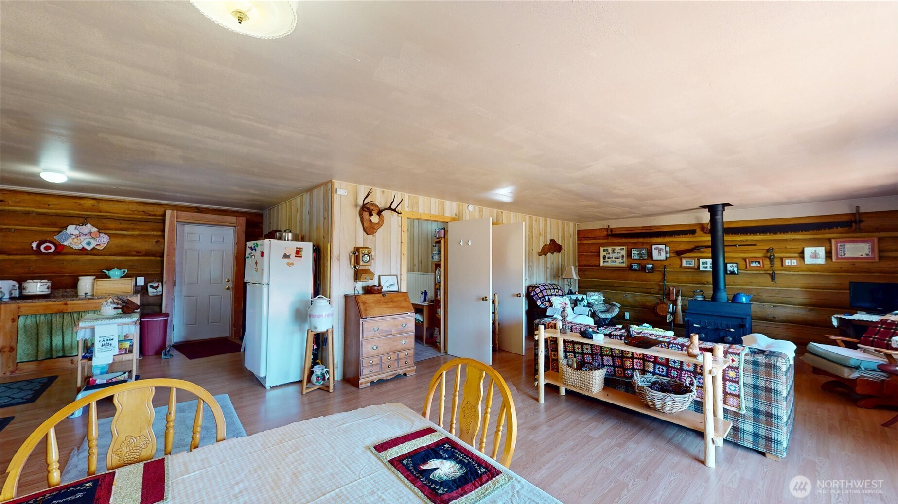 100 Spring Meadow Lane , Oroville, WA 98844