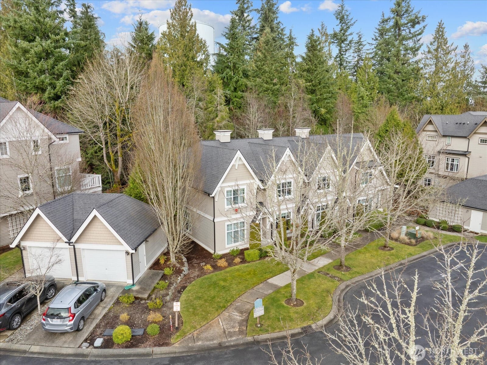 22668 NE Alder Crest Lane , Redmond, WA 98053