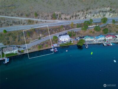 2650 S Lakeshore Road , Chelan, WA 98816