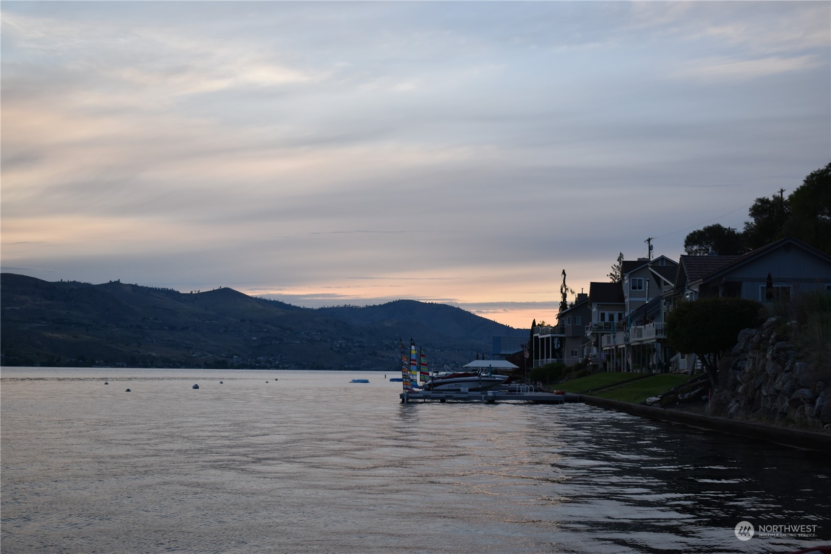 2650 S Lakeshore Road , Chelan, WA 98816