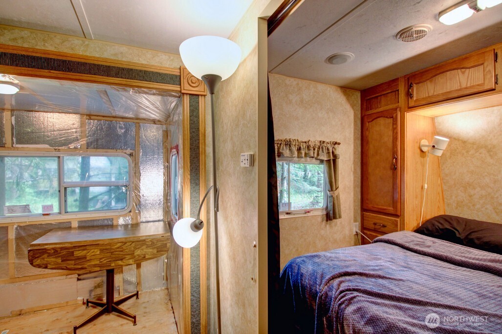 38 Gold Nugget Road , Deming, WA 98244