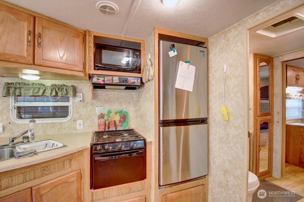 38 Gold Nugget Road , Deming, WA 98244