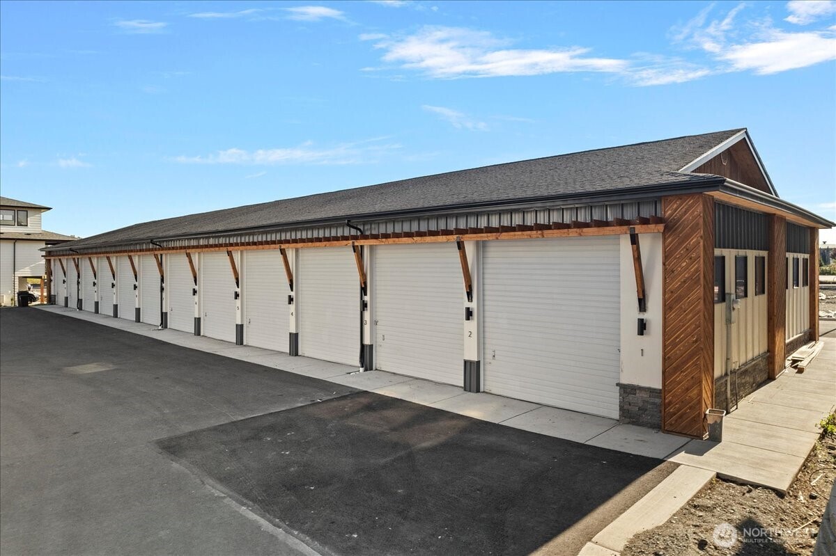 208 Skipping Stone Loop , Lynden, WA 98264