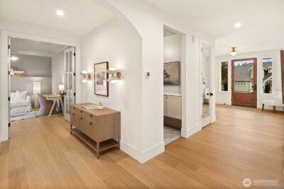 8221 22nd Avenue NE, Seattle, WA 98115 - Photo 5