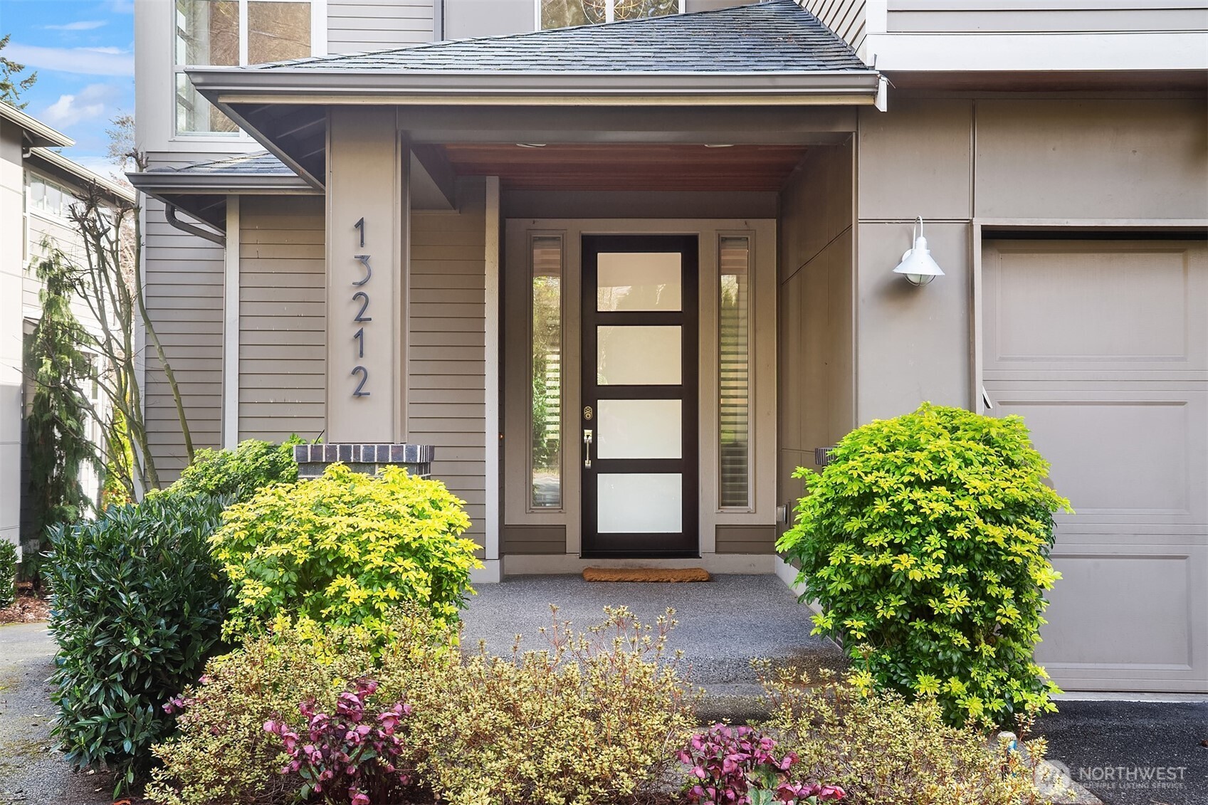 13212 42nd Avenue NE, Seattle, WA 98125