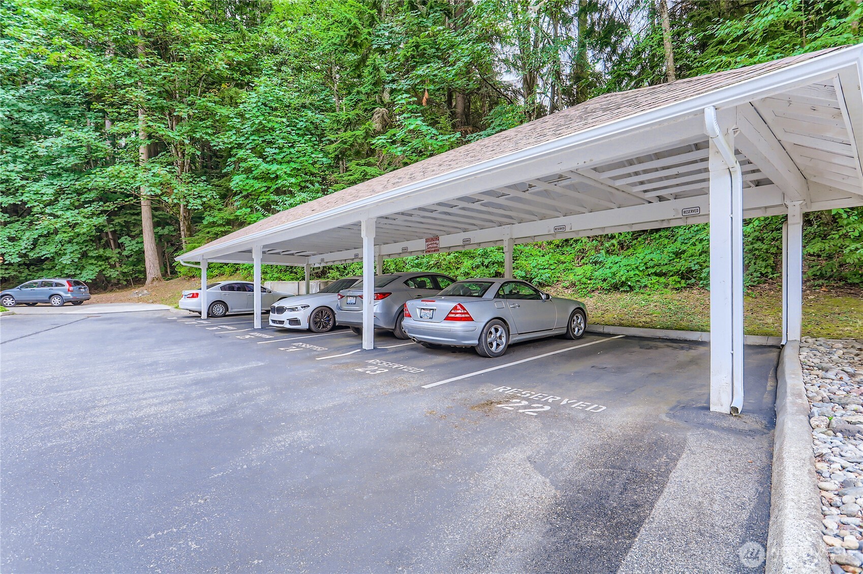 5000 NW Village Park Drive #B-111, Issaquah, WA 98027