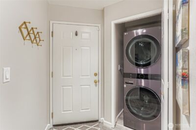 5000 NW Village Park Drive #B-111, Issaquah, WA 98027 - Photo 3