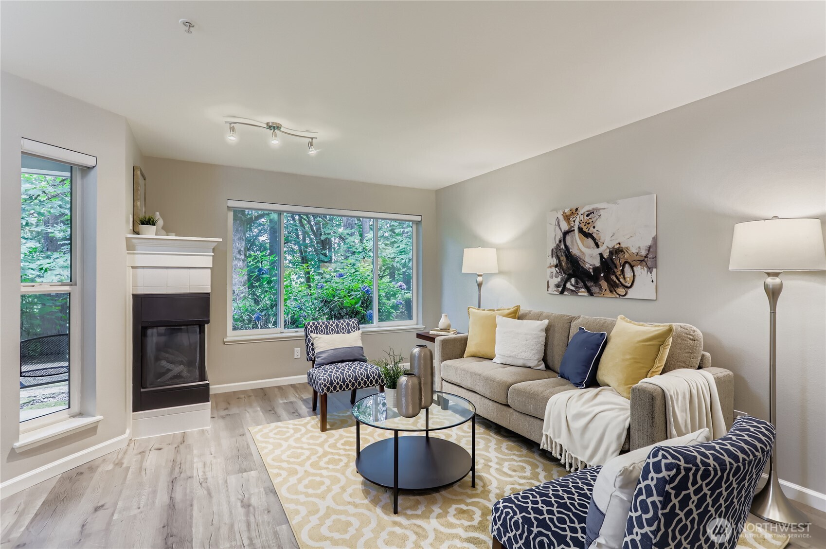 5000 NW Village Park Drive #B-111, Issaquah, WA 98027