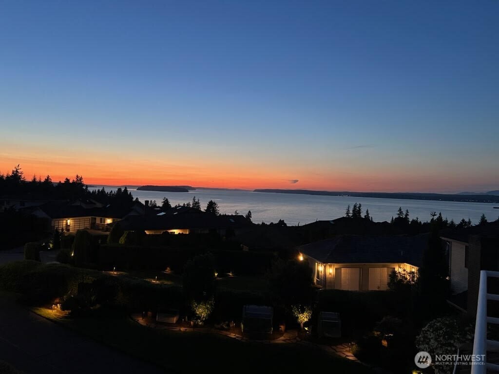 1621 Edgemoor Lane , Everett, WA 98203