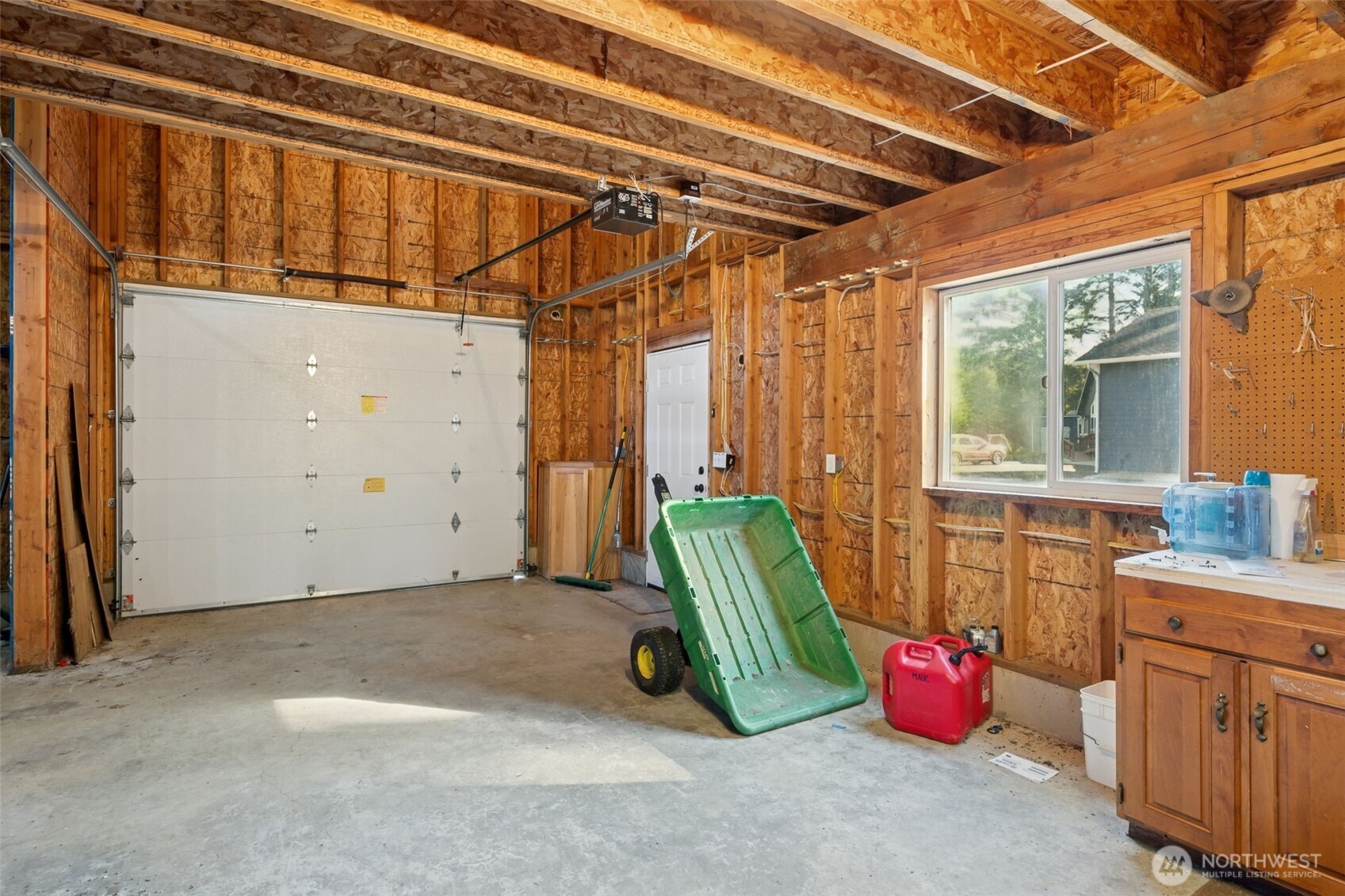 2376 State Route 109 , Hoquiam, WA 98550