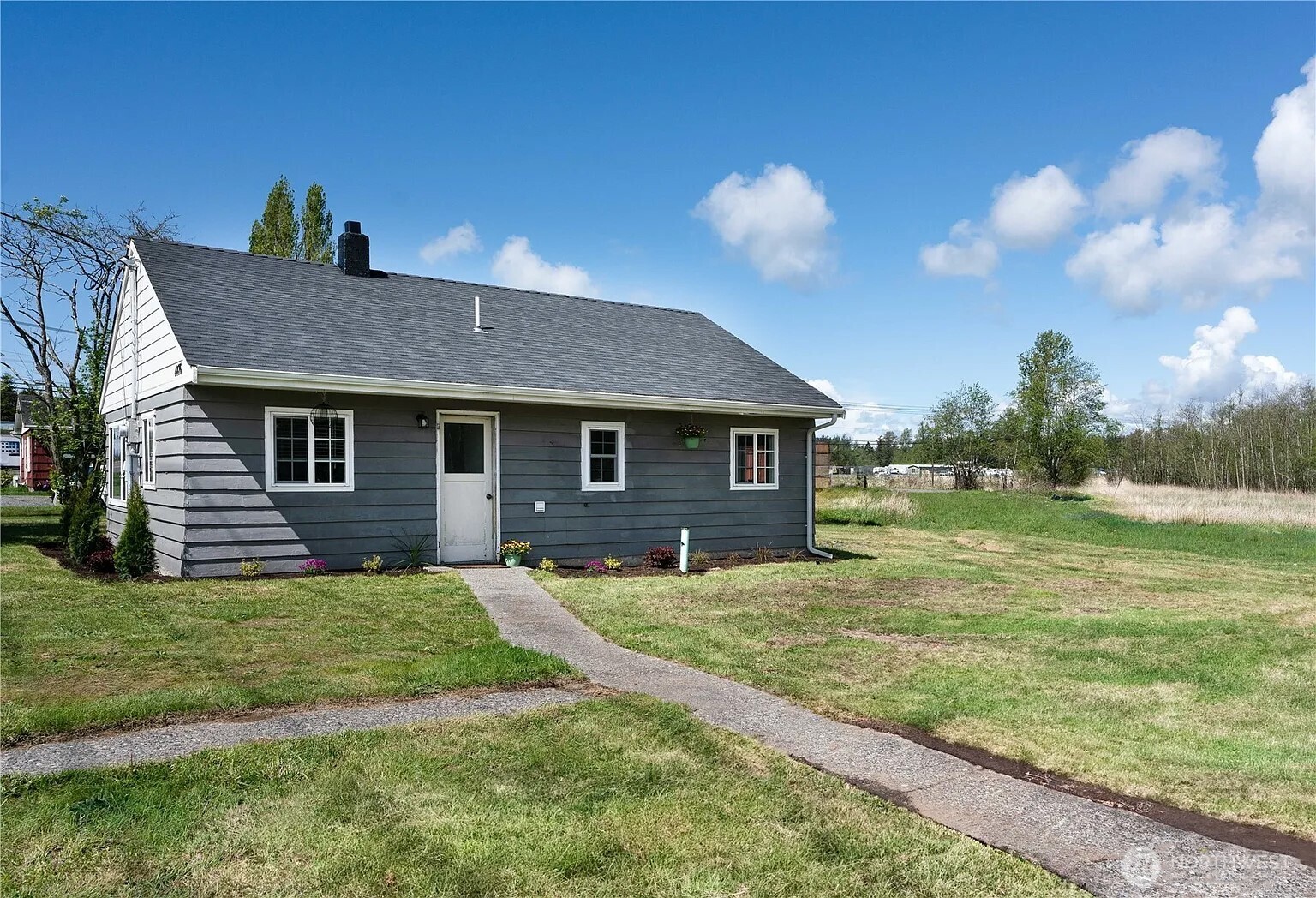 4476 Birch Bay Lynden Road , Birch Bay, WA 98230-9708