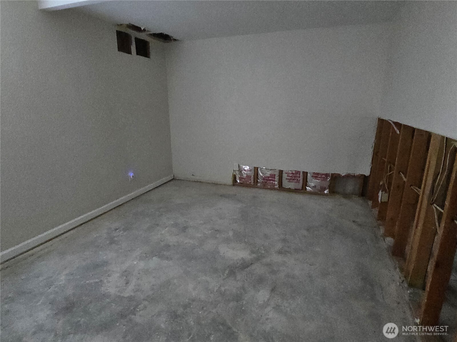 8405 24th Avenue SW, Seattle, WA 98106-2210