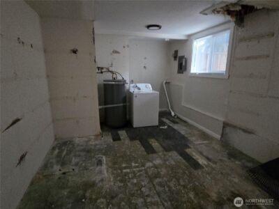 8405 24th Avenue SW, Seattle, WA 98106-2210 - Photo 10