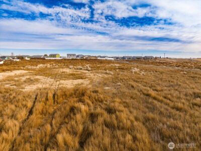 1295 S 7th Avenue , Othello, WA 99344 - Photo 6