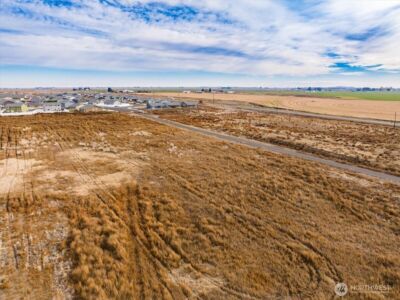 1295 S 7th Avenue , Othello, WA 99344 - Photo 7