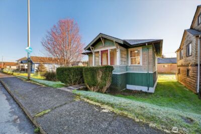 704 Lincoln Street , Hoquiam, WA 98550