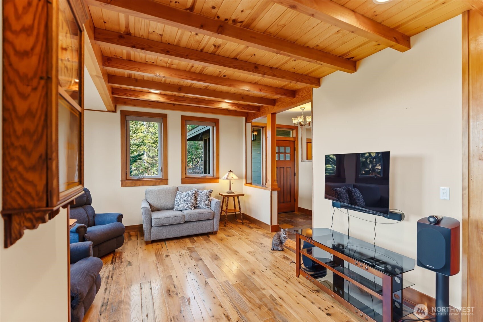 824 Huntrick Drive , Cle Elum, WA 98922