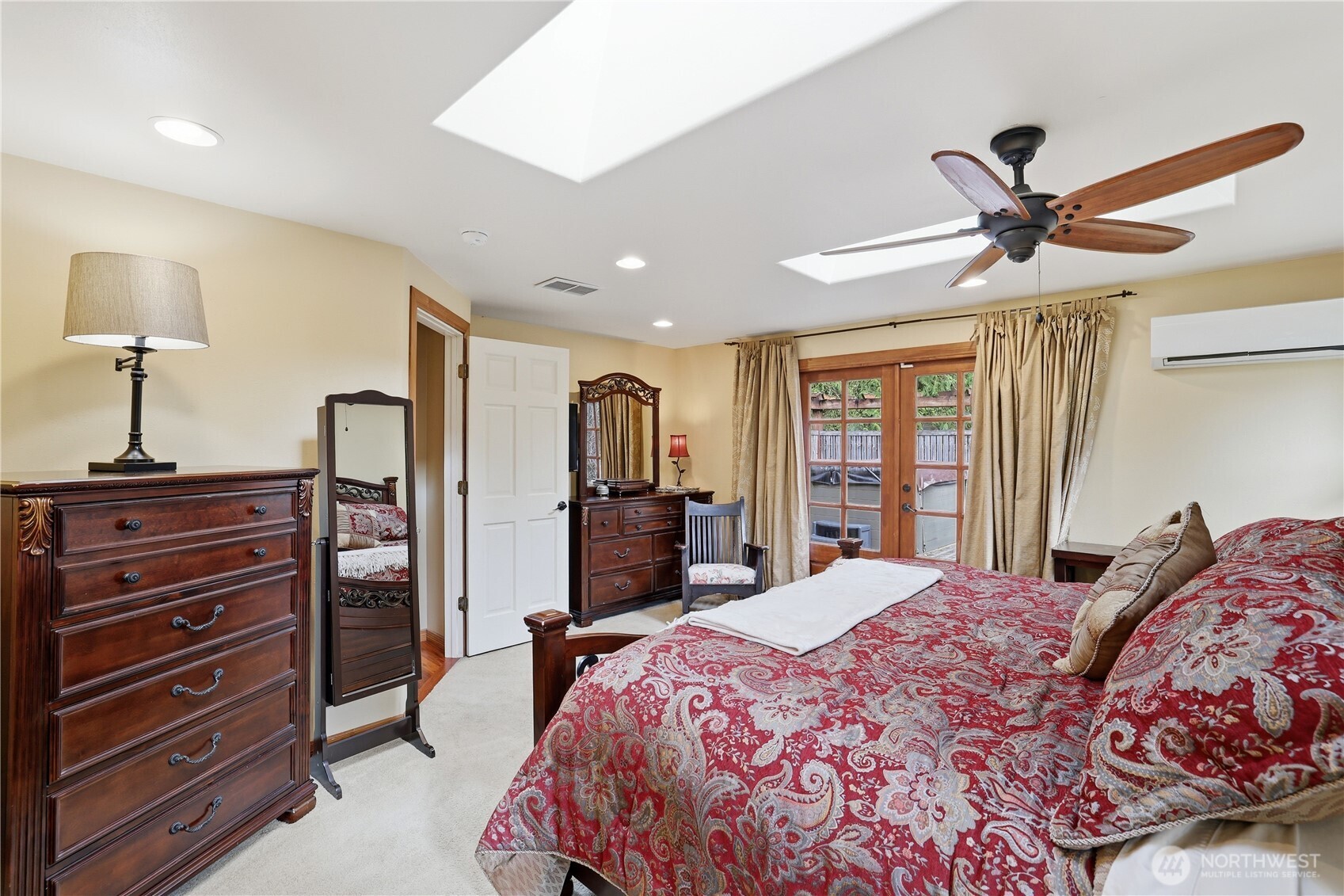 44525 SE 132nd Street , North Bend, WA 98045