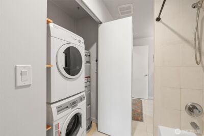 321 10th Avenue S #705, Seattle, WA 98104 - Photo 24